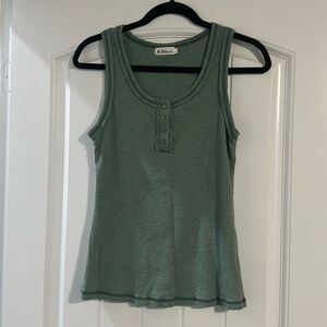 Green ribbed tank